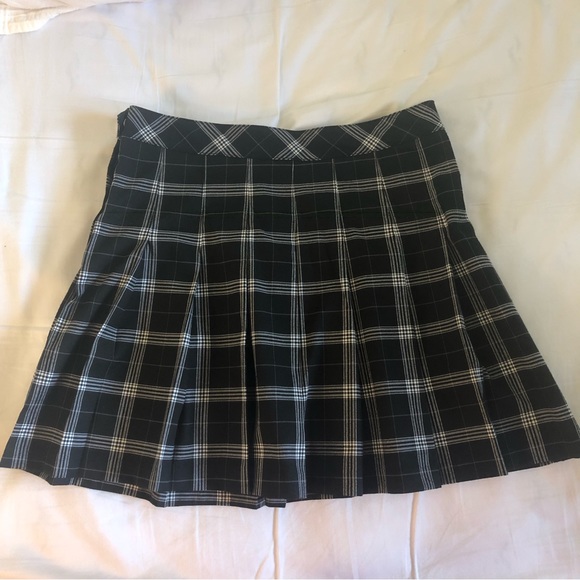 Pleated Skirt - Picture 2 of 4